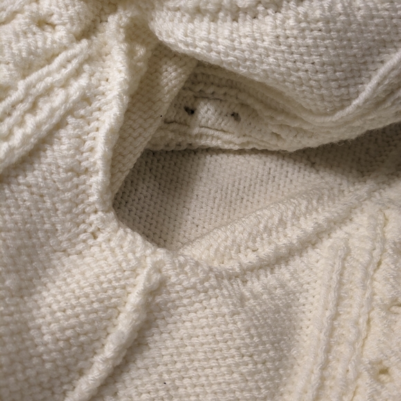 SOLD -🍦 Handmade Fisherman Style Cable Knit Button up V Neck Cardigan, XS-XXL - Picture 16 of 16